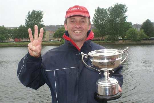 seamus-holding-the-craig-cup-for-the-third-time-in-a-row